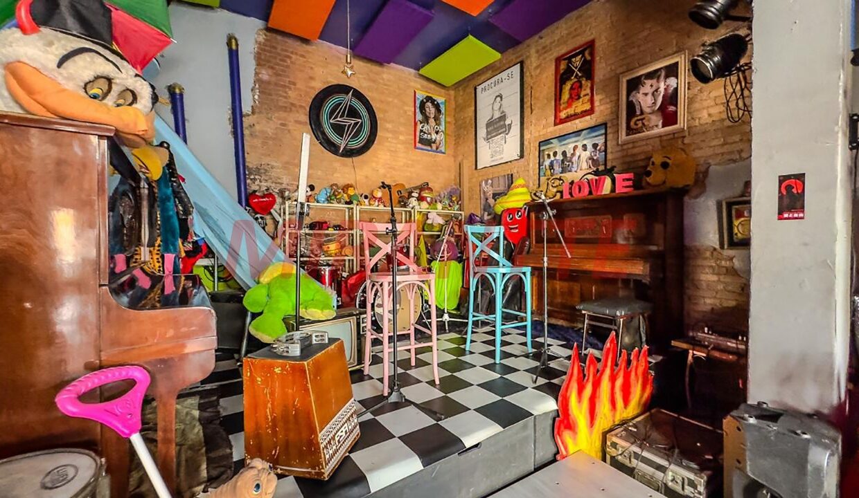 0d6d7f73fb79f0ad021736afd2b435e9