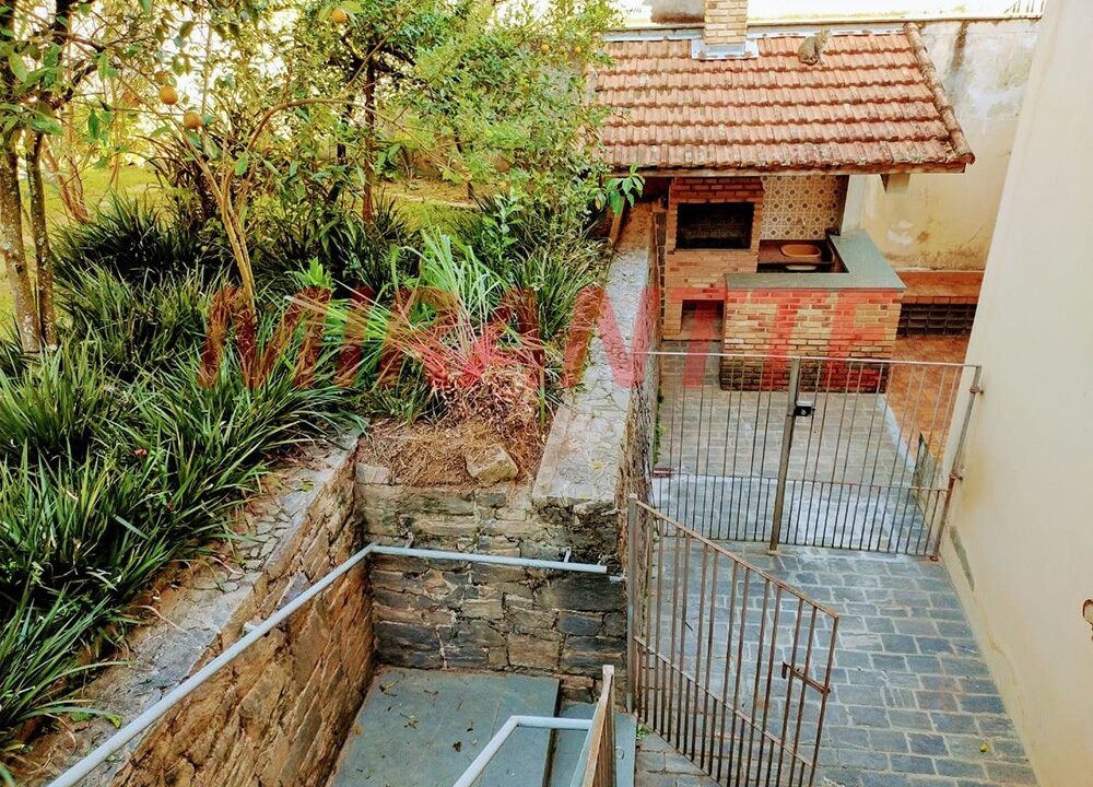 21c59ce090ec14a7bc86c5a3520444e6