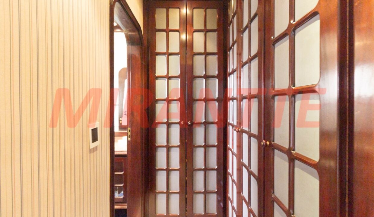 6c40ce9f51847dfb3055e84466a55d95