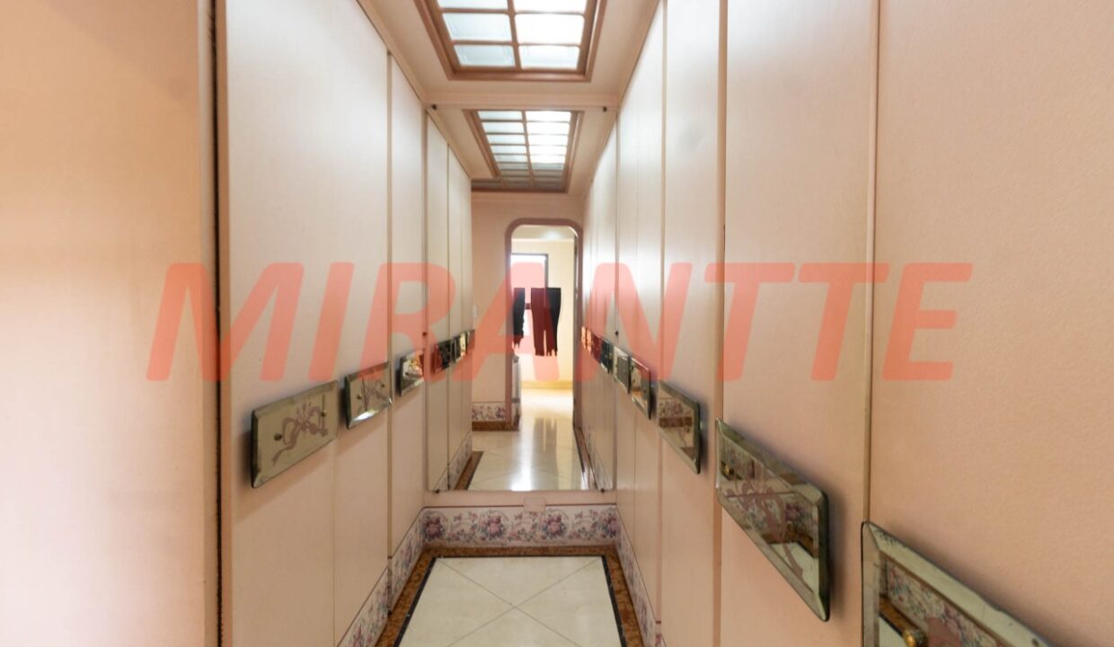 8b810a2ff752f73f03451951448ee6e2