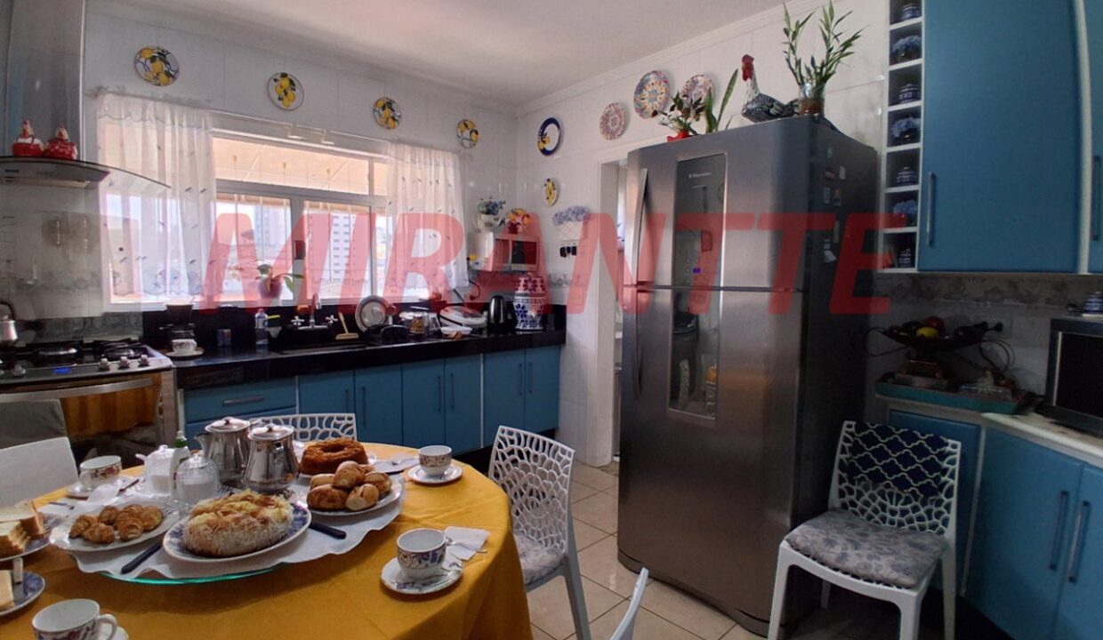 a4afbf643eb1a6f7ed94a25f05ce7c74