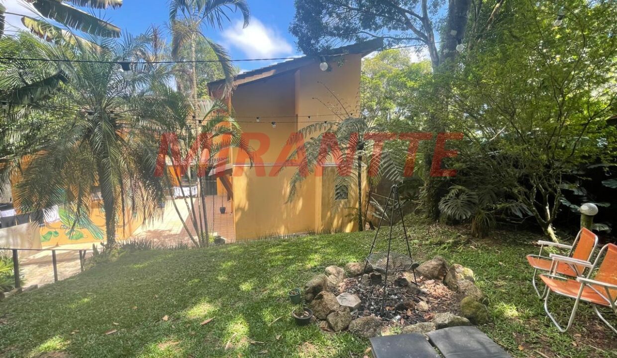 b2df2f8e8eba048a80b9eff328ba69d0