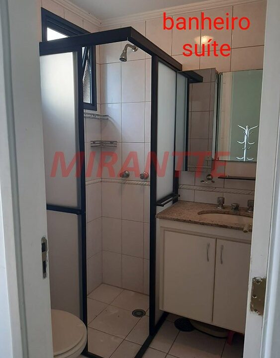 b574c0fb8904783fceb9ca8d5f01b33d