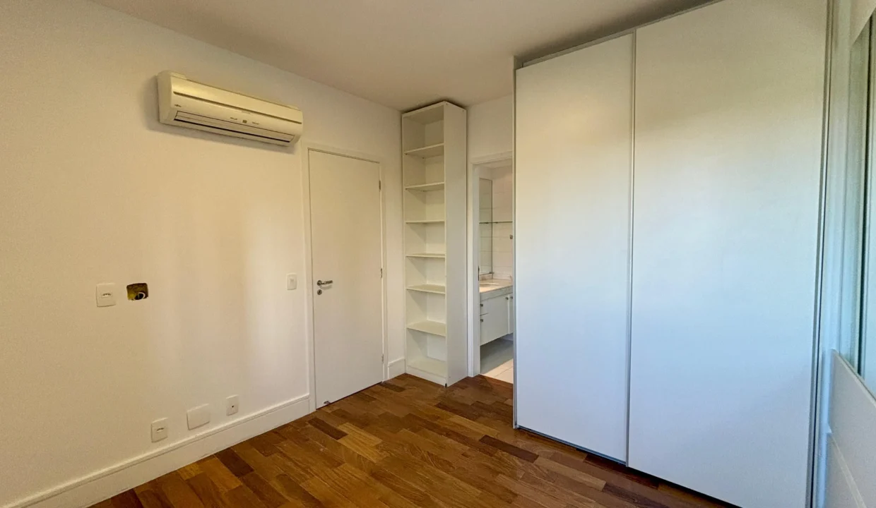 04356573c5afd4c9a9a2960fc49d8966-apartamento-com-3-quartos-a-venda-154m-no-parque-colonial-sao-paulo