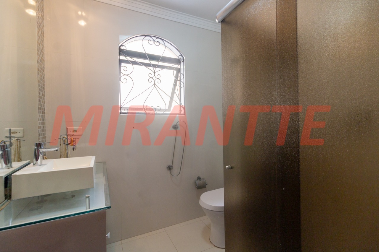 Sobrado de 316m² com 3 quartos em Jardim Virginia Bianca