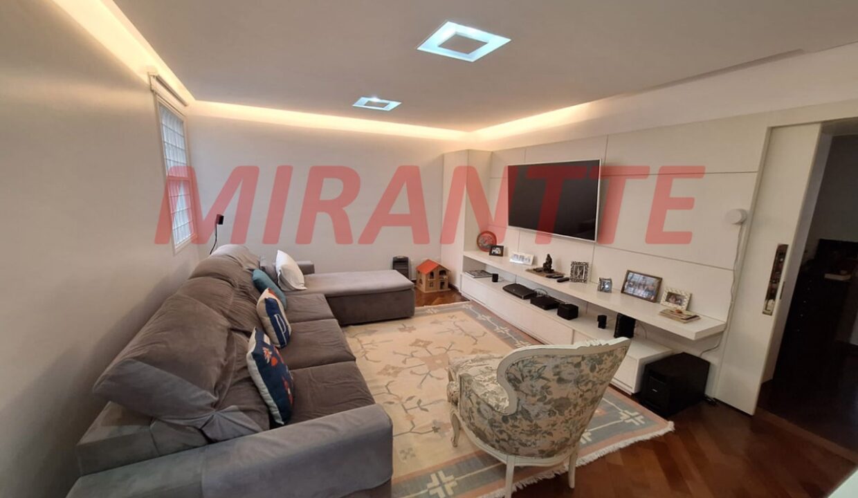 0957b15c7ccc67960c80bb7541f7aeac