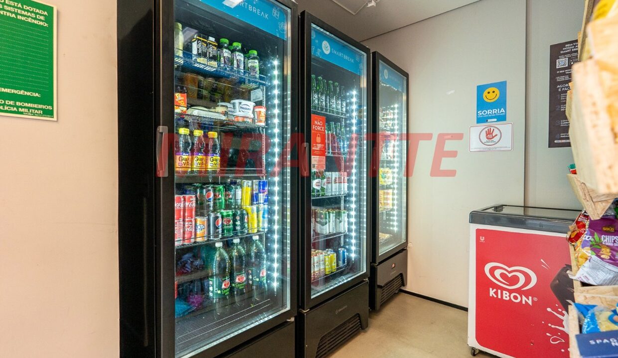 148ec38aa056719f376c6a70a1e81707