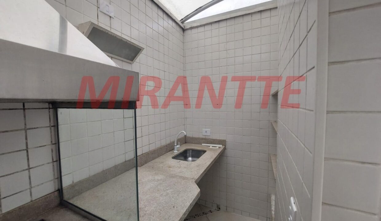 34f6b70454f4bee28aeabe8d40123374