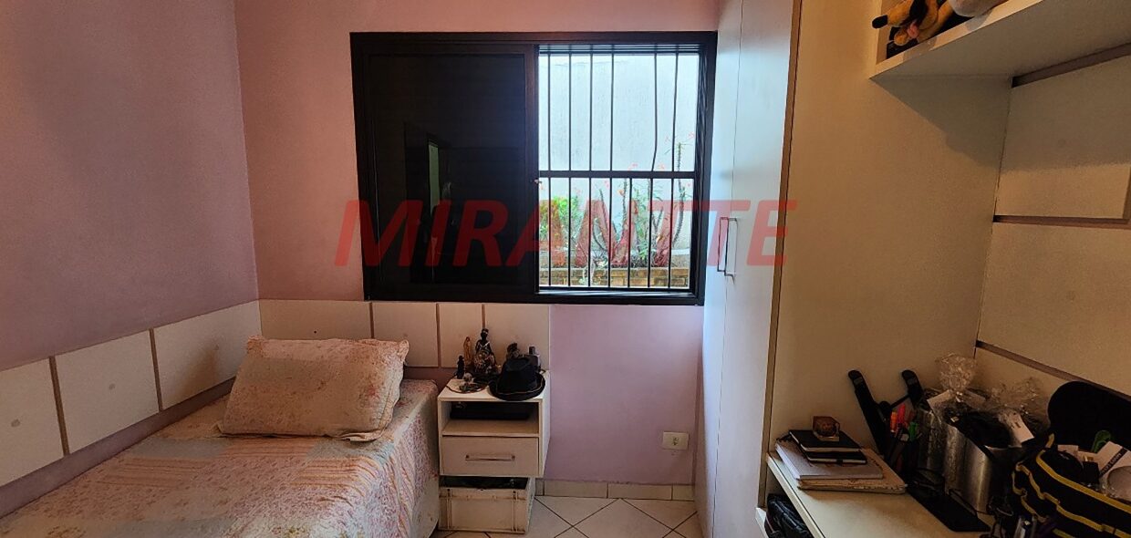 5520b821b67a08cf27c5c6eb18239233