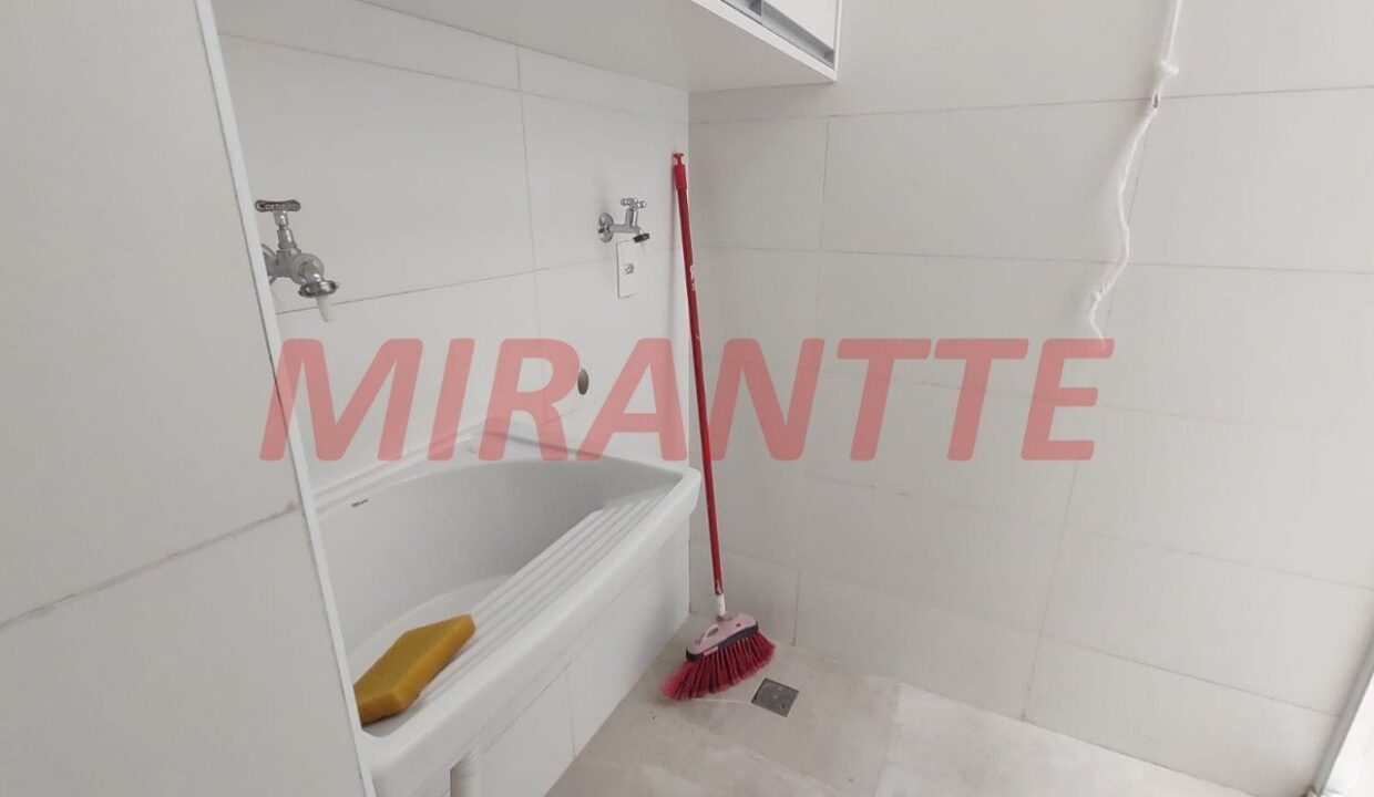 6132c0f33812446e4ade0150887da916