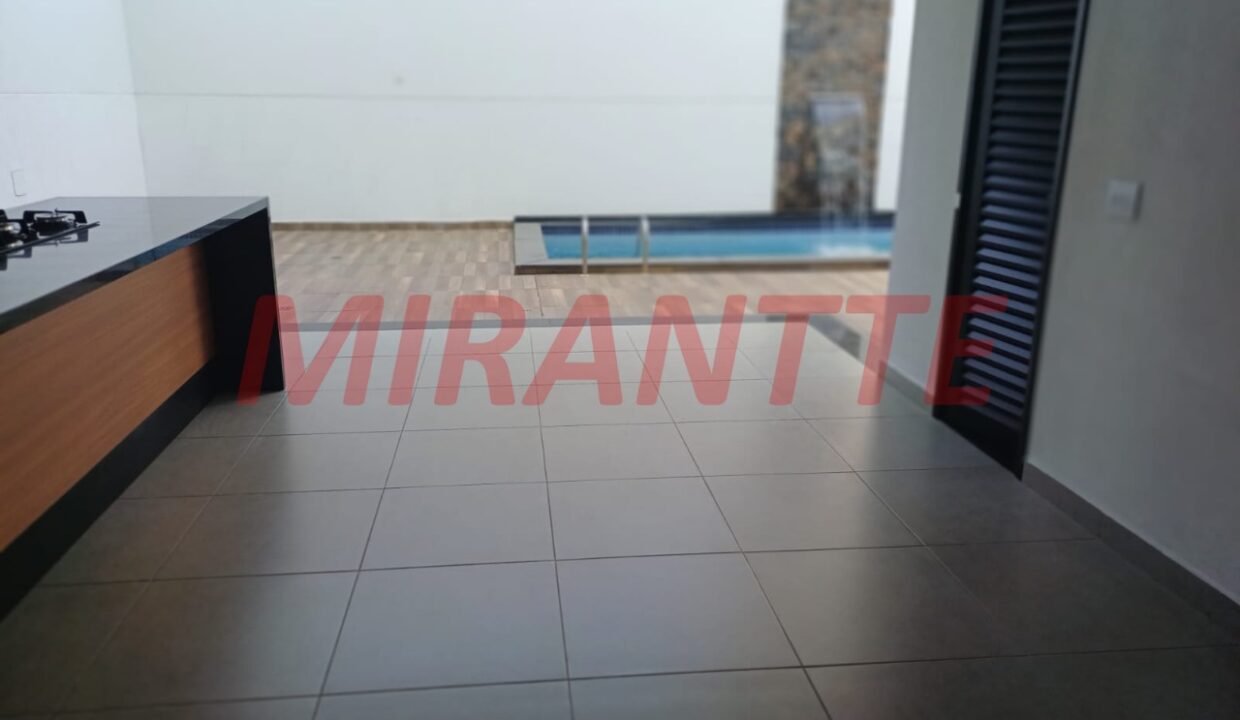 81d03c170f4a9b41937c14f8eab13762