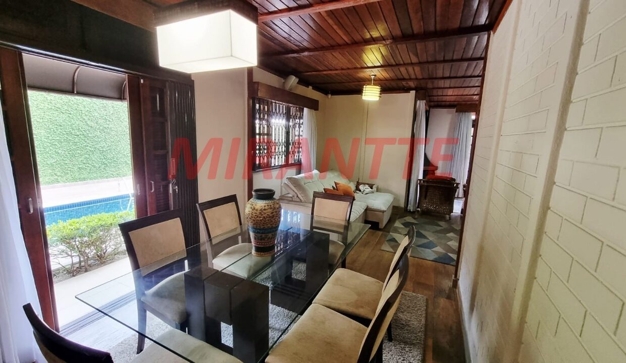 870de3884b638a1a65e01a395872bc16