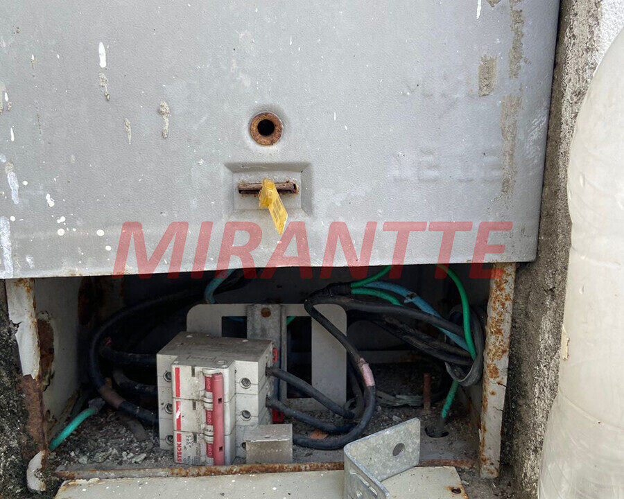 93b71fc0b35e0f0264e79a4d1820587c