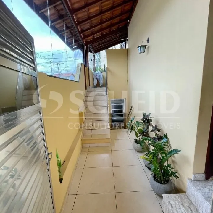 b7a275645be17613e5ddea0b92455136-casa-com-3-quartos-a-venda-106m-no-jardim-santa-cruz-campo-grande-sao-paulo