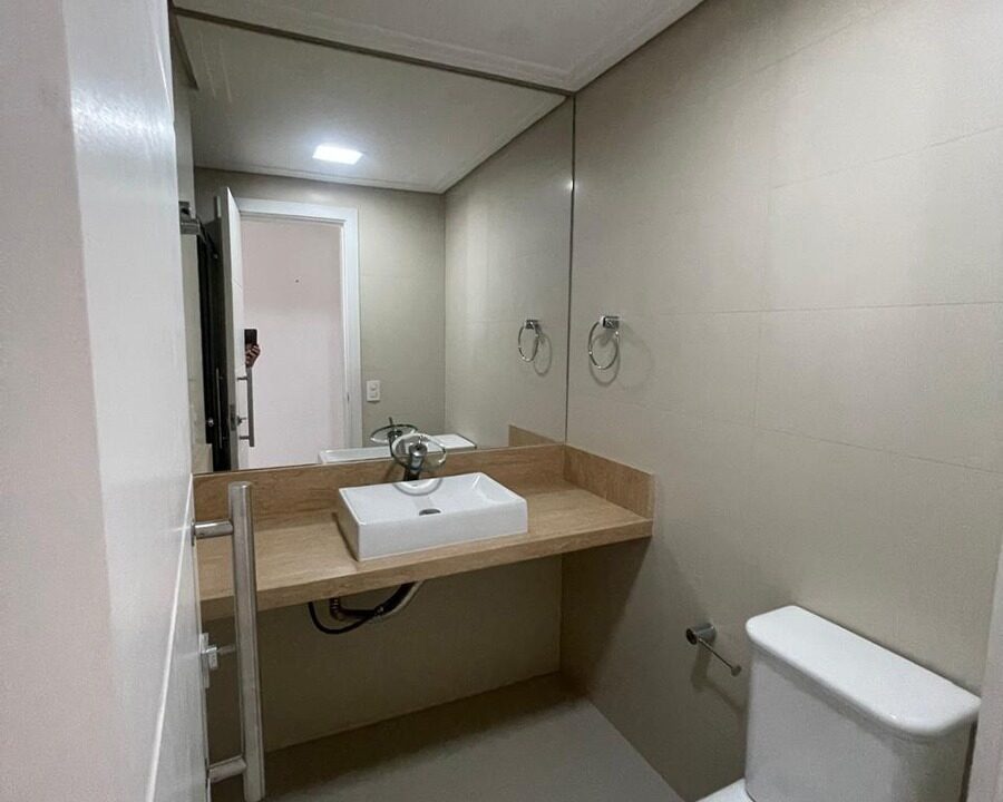 b81337fdb02ed7dcee7b4bf844224421