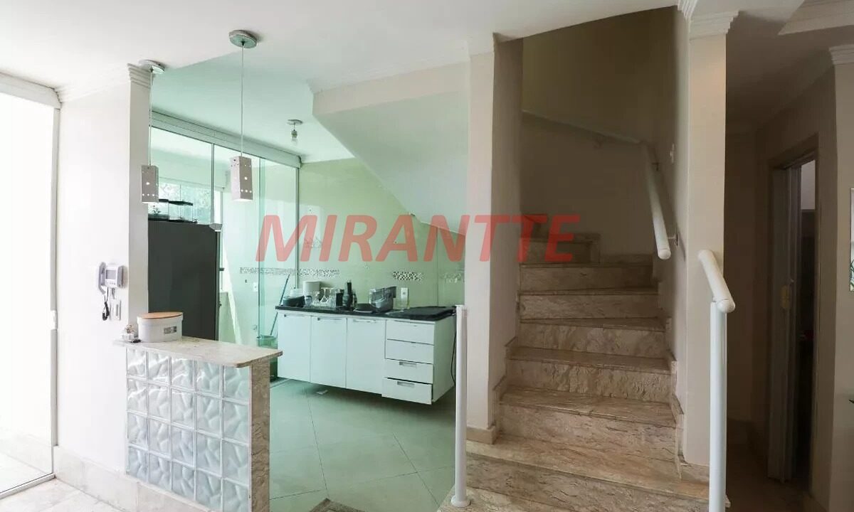 b87c30b8ba63e24efe316791729b3f40