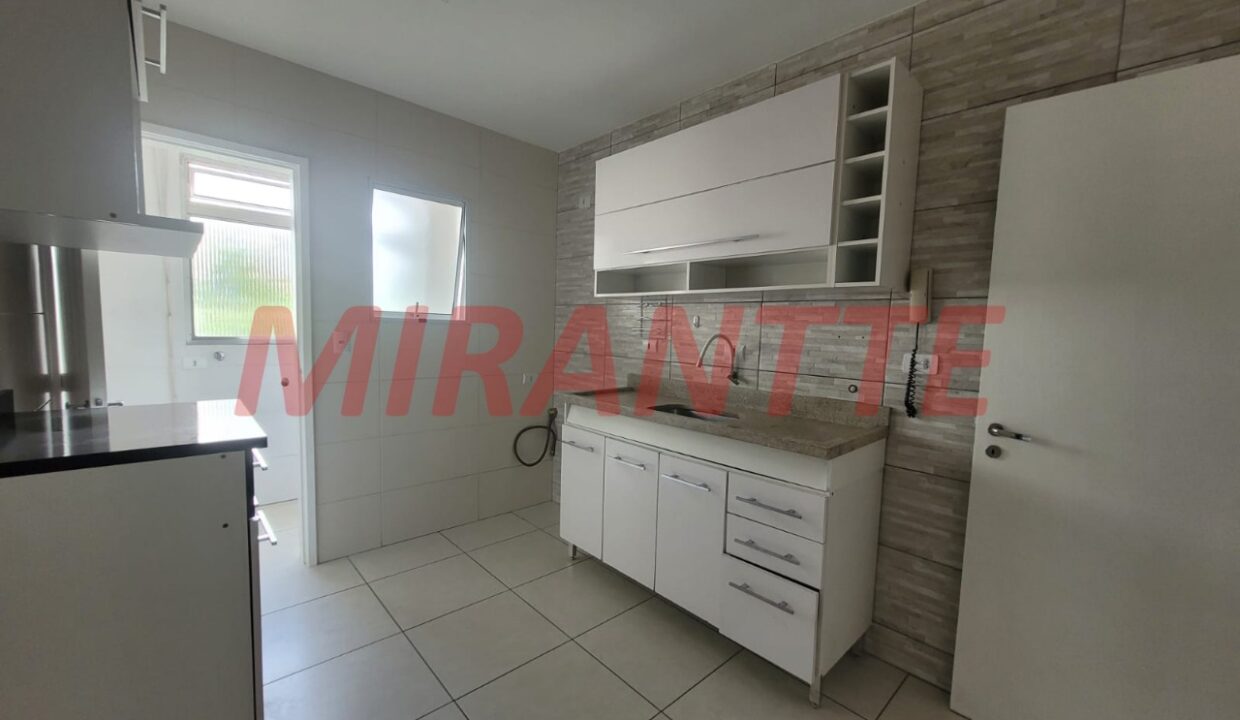 c374439cc6d515e1374de4e4ea31adf3