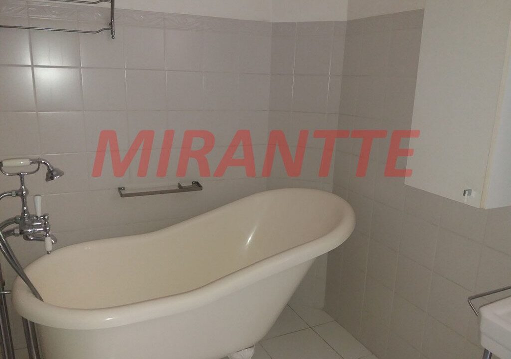 db70af84a422fd81addf7b1ff53ba560