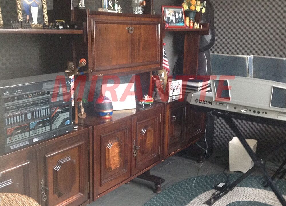 f5711c30750323a3372324f2cff4d012