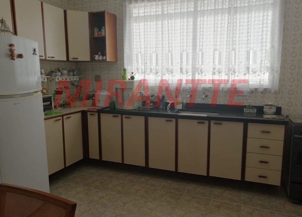 fb95fdbb9e90a6dfca679908e7ad76dc