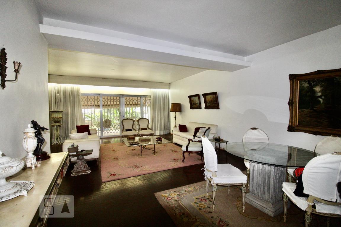 Casa à Venda – Campo Belo, 4 Quartos, 1250 m² – São Paulo