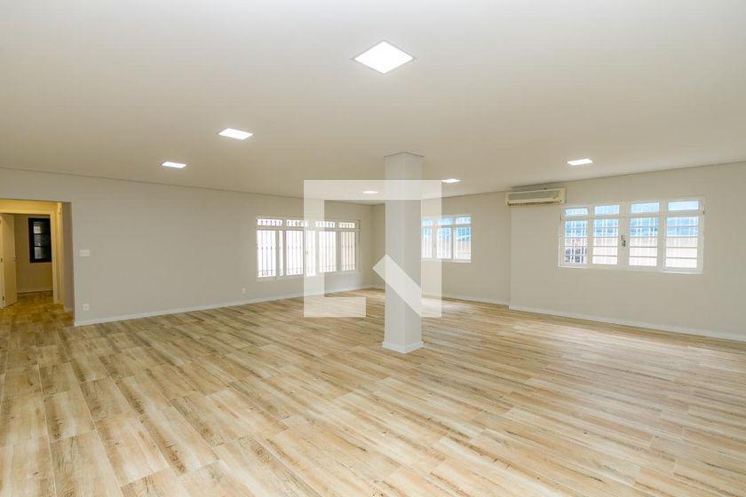 Casa à Venda – Brooklin, 4 Quartos, 500 m² – São Paulo