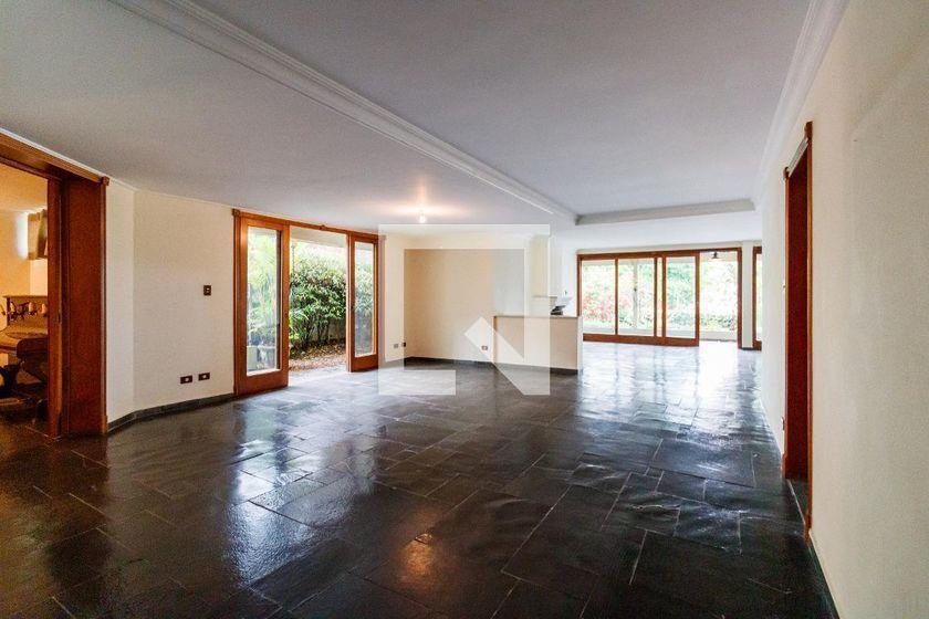 Casa à Venda – Morumbi, 4 Quartos, 500 m² – São Paulo