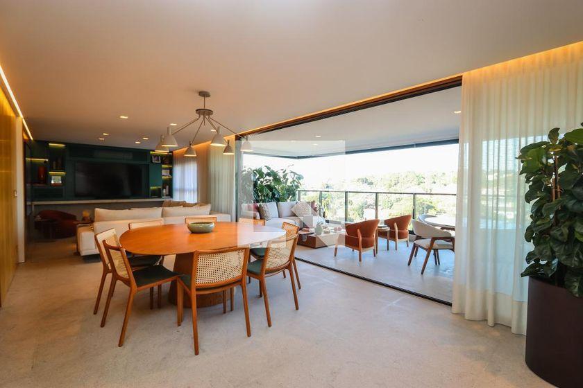 Apartamento à Venda – Cidade Jardim, 3 Quartos, 175 m² – São Paulo