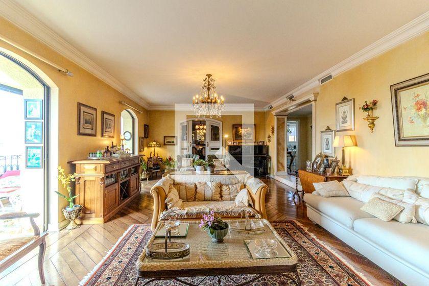 Apartamento à Venda – Santa Cecília, 4 Quartos, 320 m² – São Paulo