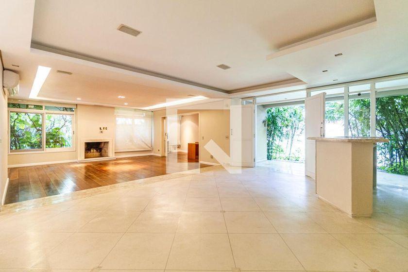 Casa à Venda – Alto de Pinheiros, 4 Quartos, 400 m² – São Paulo