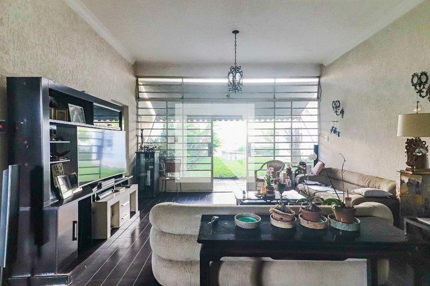 Casa à Venda – Butantã, 4 Quartos, 1500 m² – São Paulo