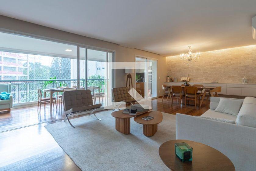 Apartamento à Venda – Vila Nova Conceição, 3 Quartos, 226 m² – São Paulo