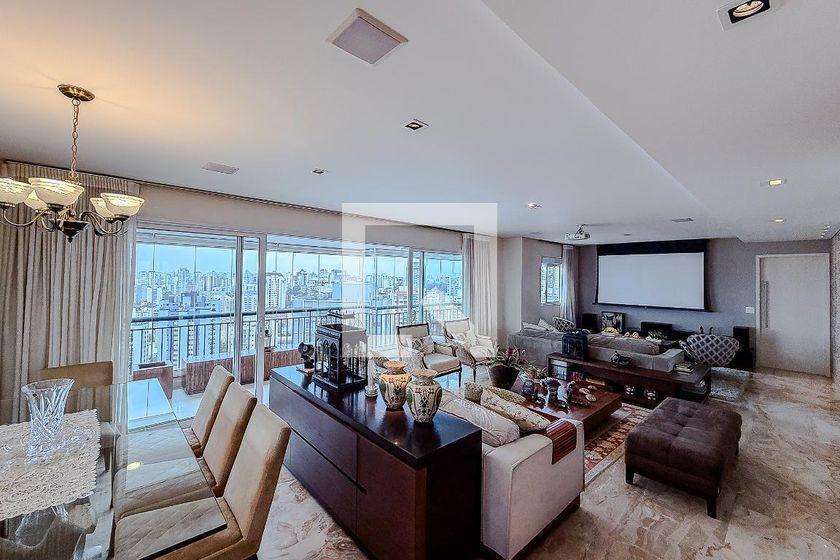 Apartamento à Venda – Vila Mariana, 3 Quartos, 216 m² – São Paulo