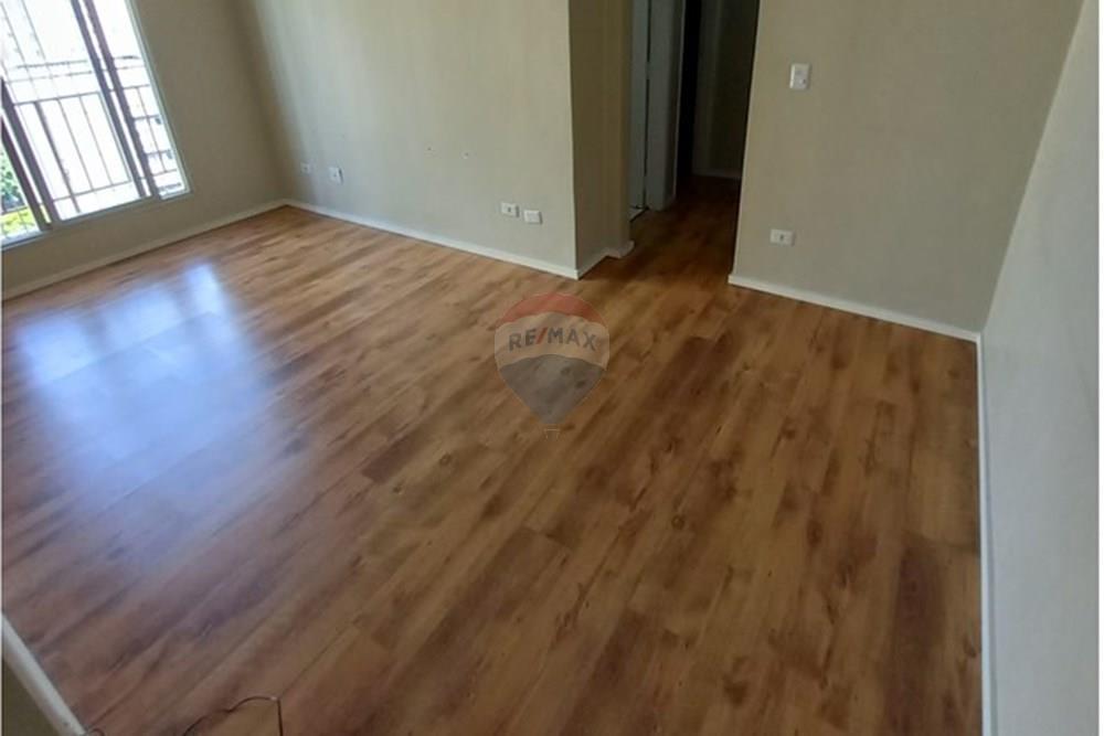 Excelente apartamento para locação na Av: Giovanni Gronch 2 dormitórios, sala, cozinha, banheiro, pi